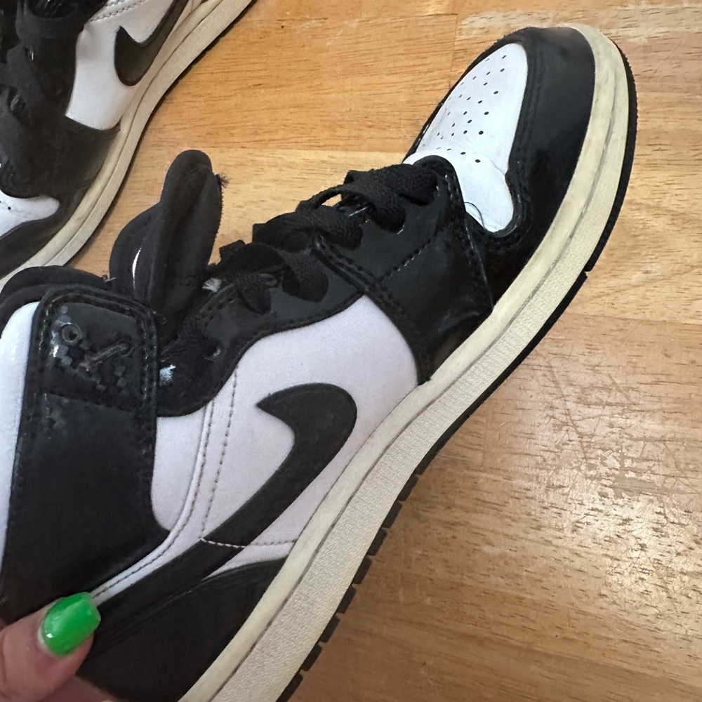 Jordan’s - Picture 4 of 7
